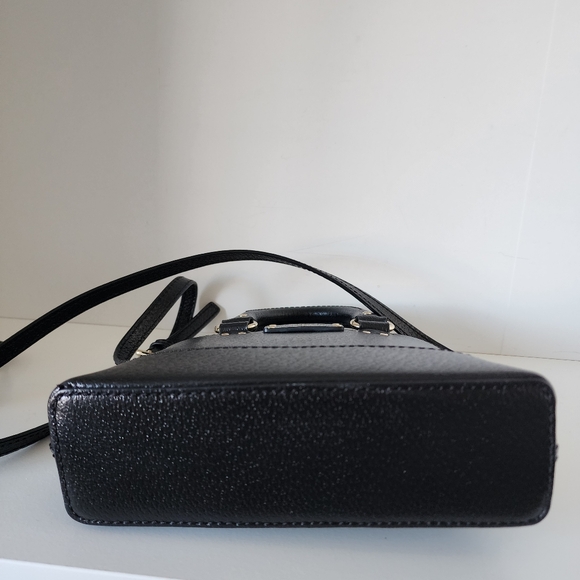 Kate Spade Wellesley Mini Rachelle Crossbody Bag Black and Gold Top Handle - Picture 11 of 12